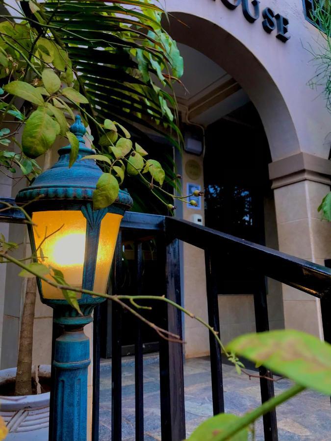 Capernaum Hotels Kyambogo  ภายนอก รูปภาพ
